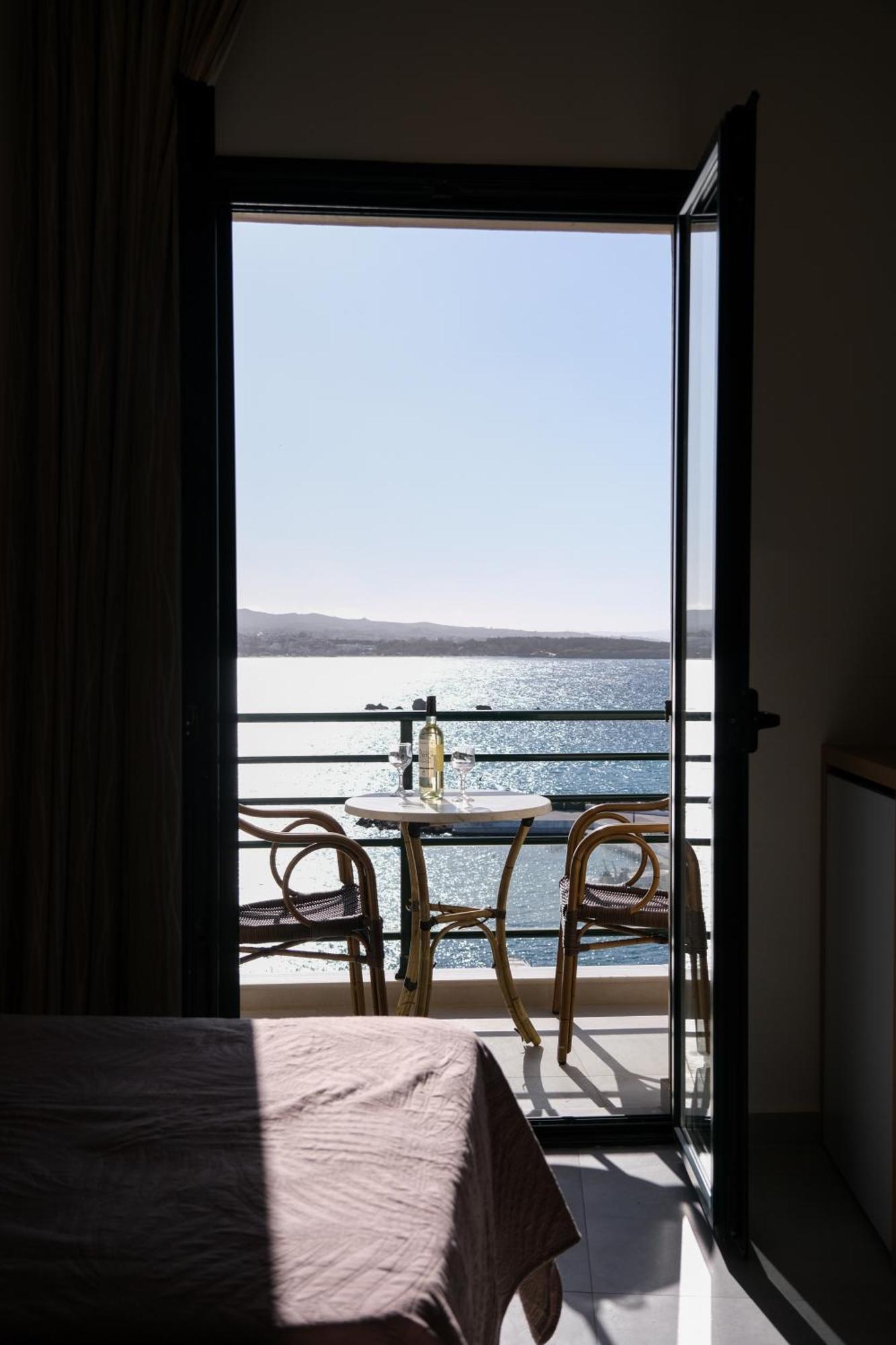 Arocaria Apartments Chania  ภายนอก รูปภาพ