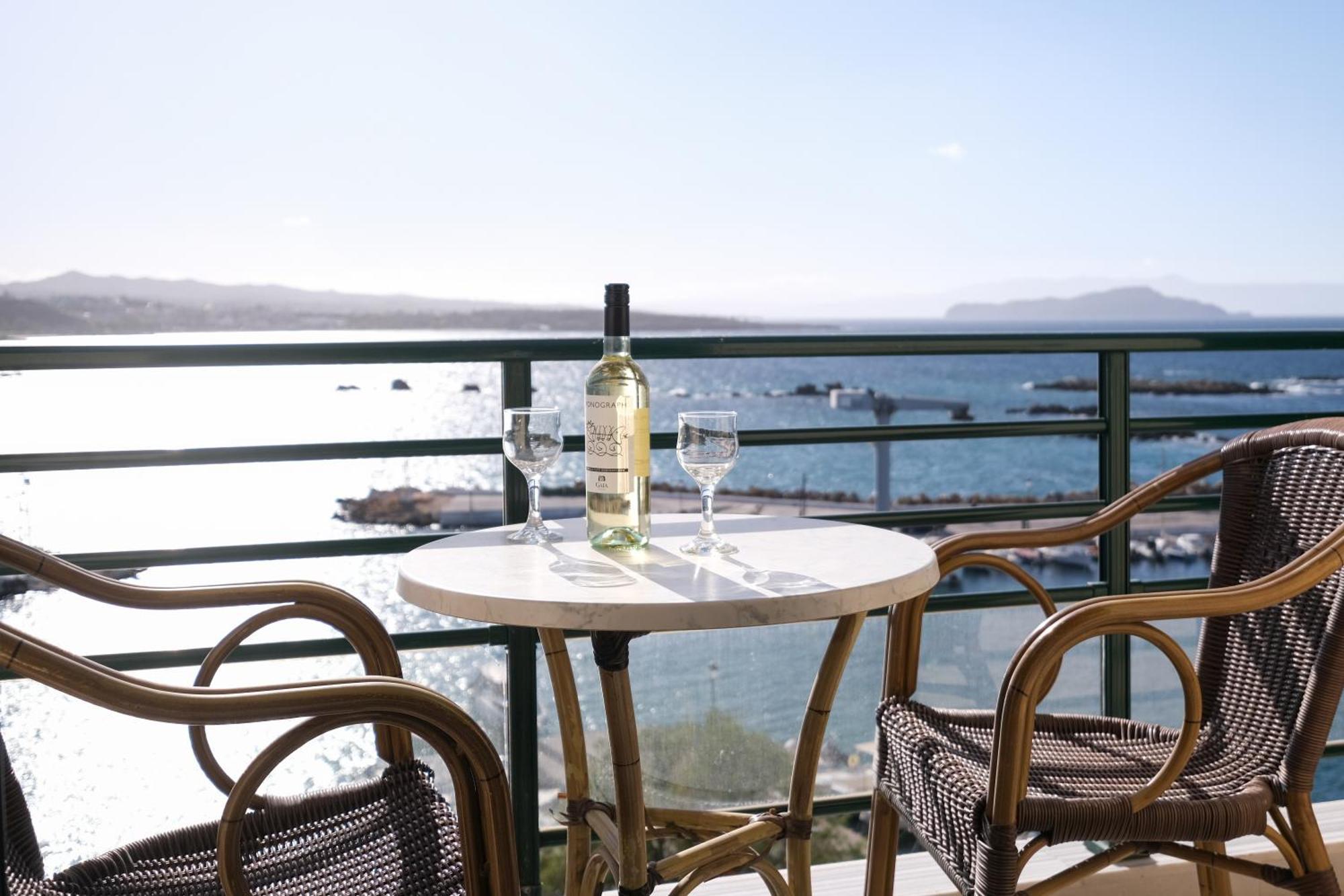 Arocaria Apartments Chania  ภายนอก รูปภาพ